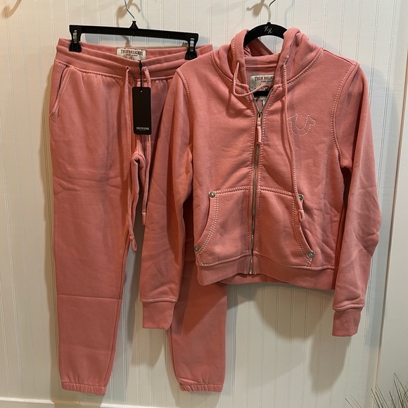 True Religion Pink Hoodie and Sweatpants Set Small NWT - Picture 1 of 6